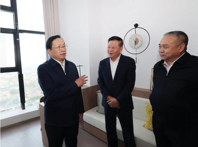 1732497037373122.jpg 0b.jpg